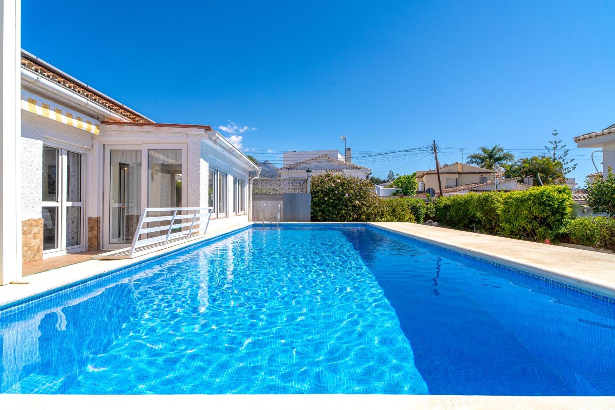 Villa Sevilla Casasol Nerja Εξωτερικό φωτογραφία
