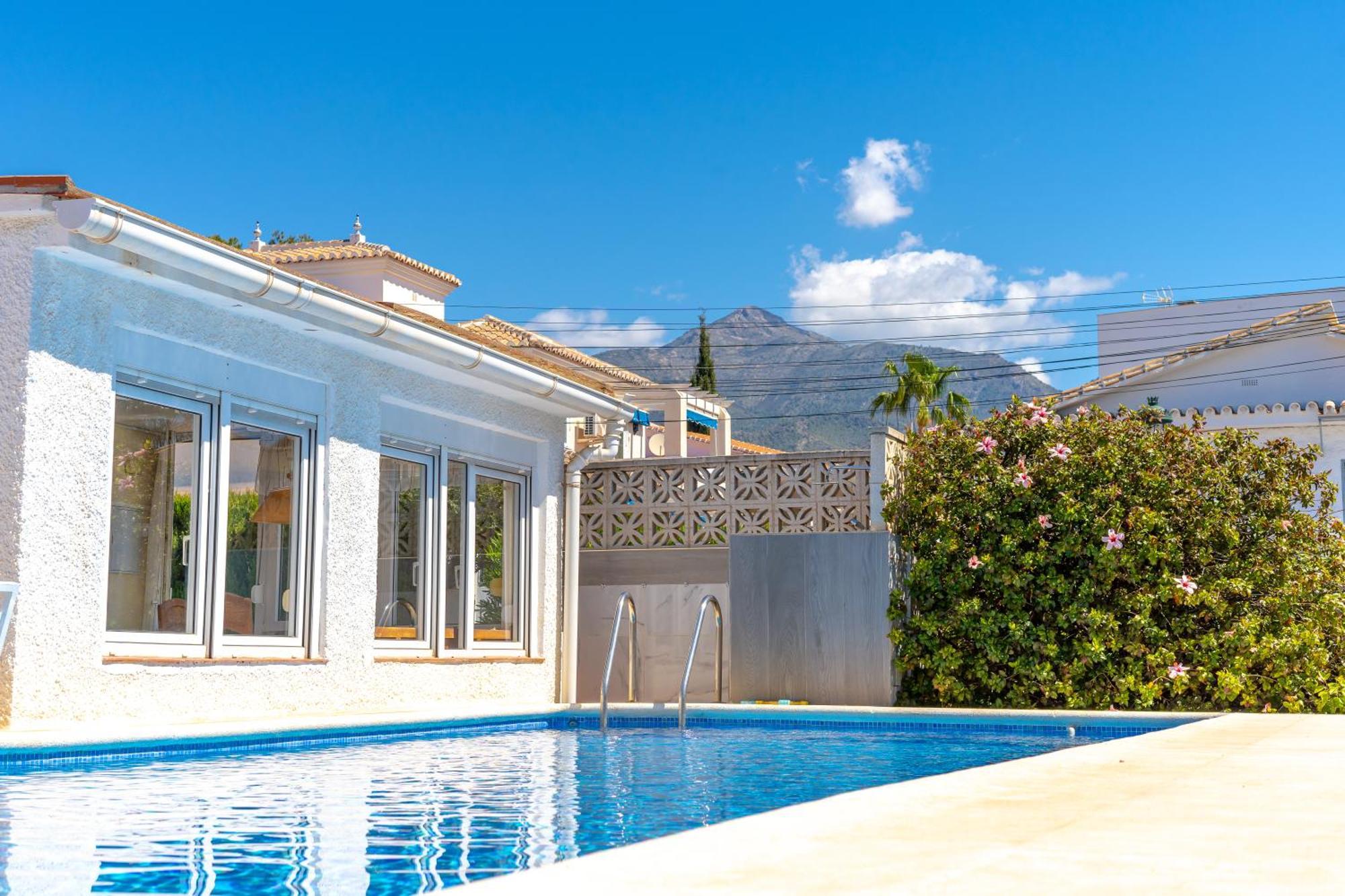 Villa Sevilla Casasol Nerja Εξωτερικό φωτογραφία